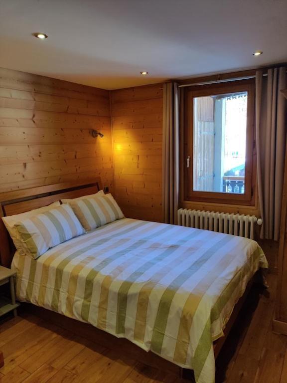 Spacious Ski Chalet In Traditional French Village, Sleeps 8, Four Star With Fibre Broadband Abondance Exterior photo