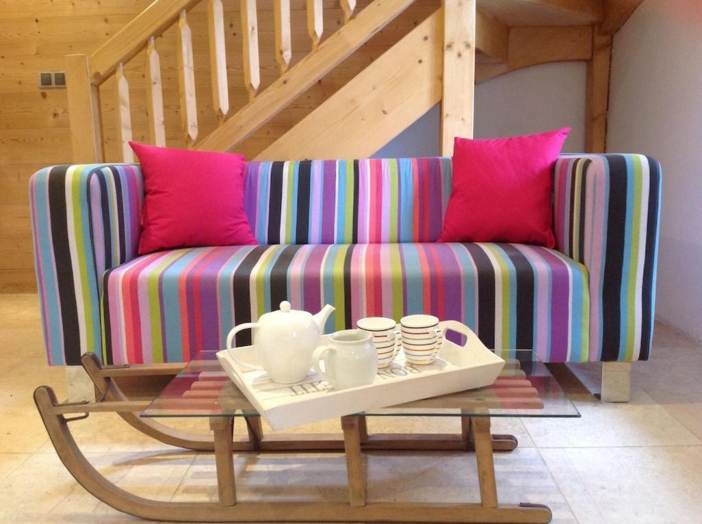 Spacious Ski Chalet In Traditional French Village, Sleeps 8, Four Star With Fibre Broadband Abondance Exterior photo