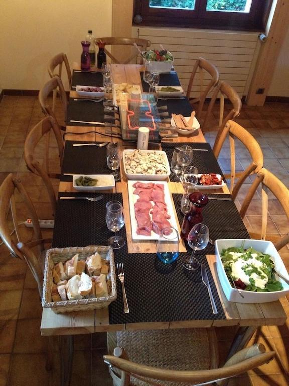 Spacious Ski Chalet In Traditional French Village, Sleeps 8, Four Star With Fibre Broadband Abondance Exterior photo