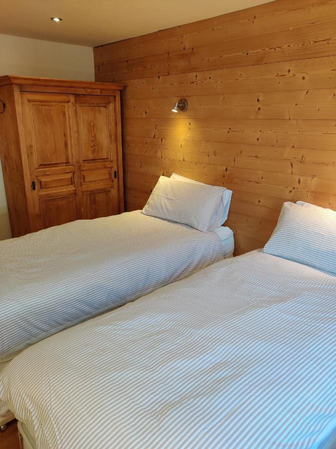 Spacious Ski Chalet In Traditional French Village, Sleeps 8, Four Star With Fibre Broadband Abondance Exterior photo