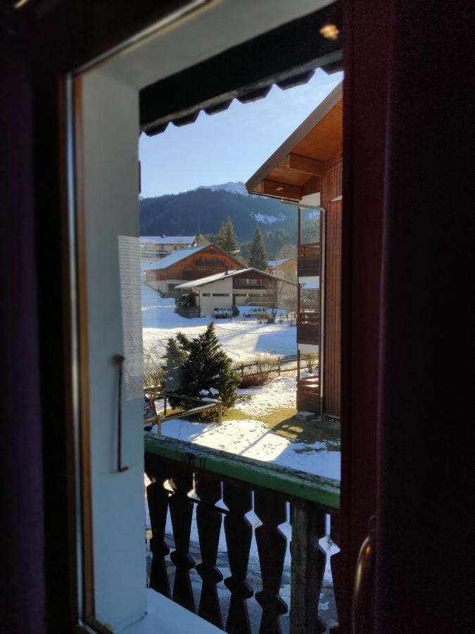Spacious Ski Chalet In Traditional French Village, Sleeps 8, Four Star With Fibre Broadband Abondance Exterior photo