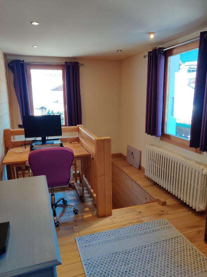 Spacious Ski Chalet In Traditional French Village, Sleeps 8, Four Star With Fibre Broadband Abondance Exterior photo